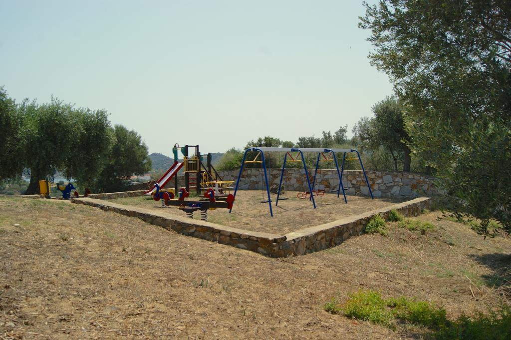 Studios Erotokritos Ammouliani Exterior photo