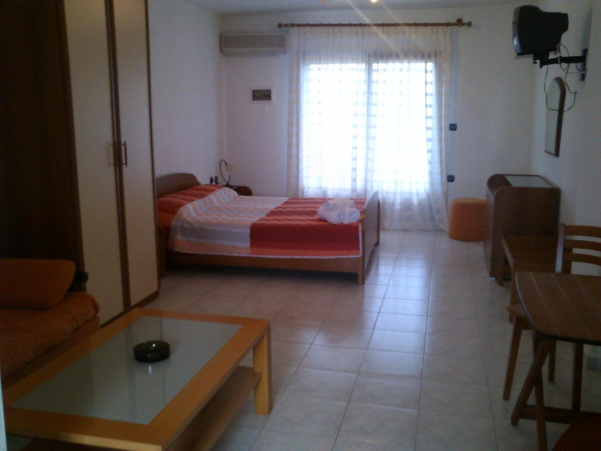 Studios Erotokritos Ammouliani Room photo