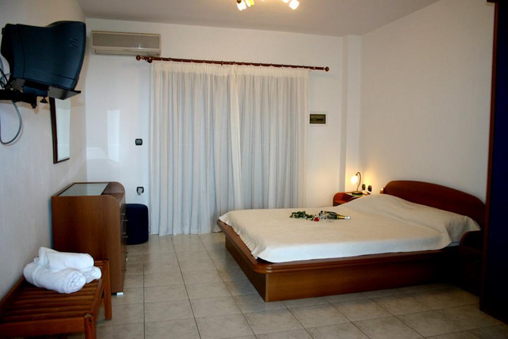 Studios Erotokritos Ammouliani Room photo